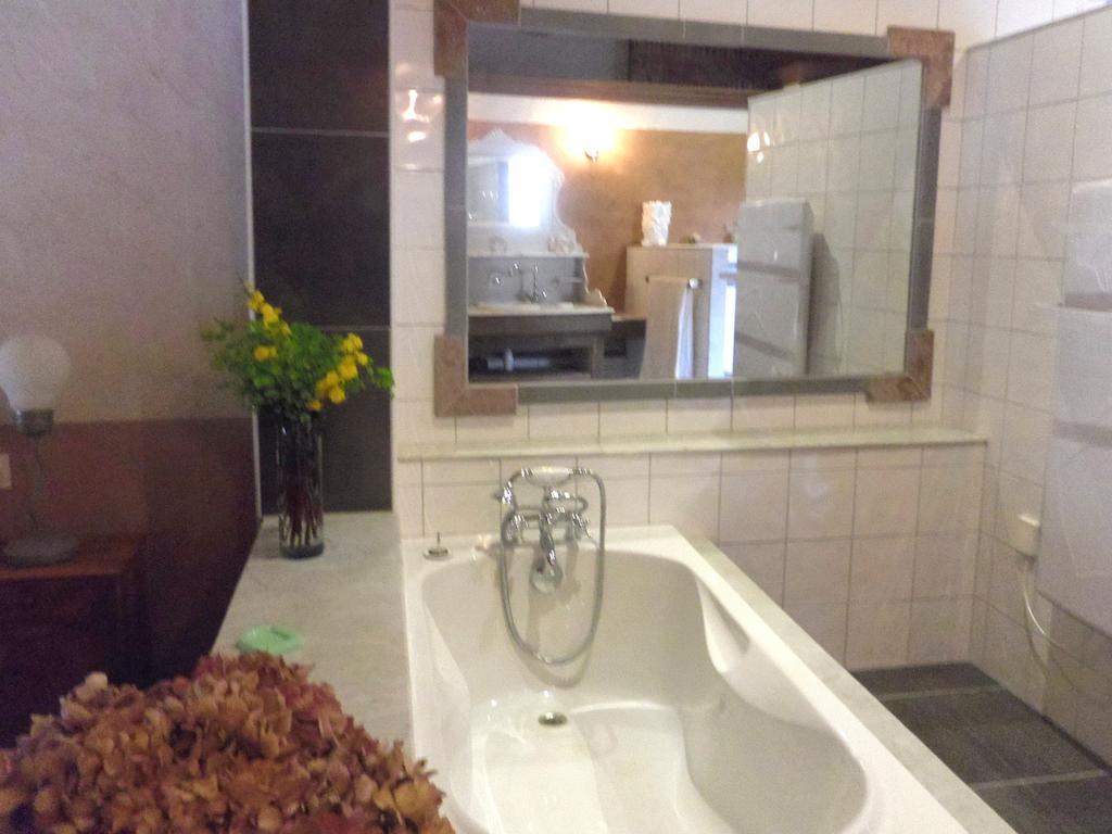 Bed and Breakfast Place Des Nobles Cuiseaux Екстер'єр фото